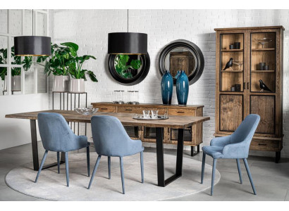Elegantes Esszimmer Set mit Esstisch Sideboard und Vitrine aus Holz