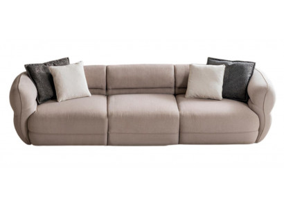 Moderne 5-Sitzer Couch im skandinavischen Stil mit weichen Kissen