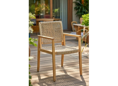 Stilvoller Beiger Gartenstuhl Exklusiver Rattanstuhl Terrassenstühle