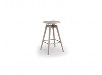 Barhocker mit quadratischer Sitzfläche und stabilem Holzgestell