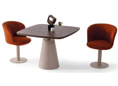 Elegantes Esszimmer-Set Designer Holztisch Moderne 2x Polsterstühle