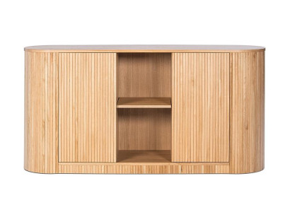 Elegantes Sideboard mit vertikalen Holzstreifen und offenen Fächern